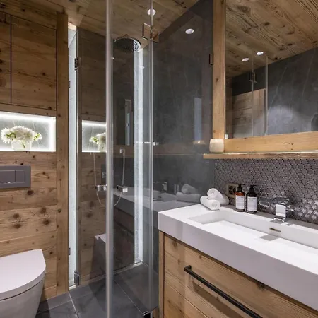 Chalet Davos Indulge Alpine Luxury And Adventure 公寓 *